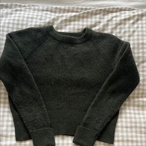 100% Merino Wool Sweater Olive Green